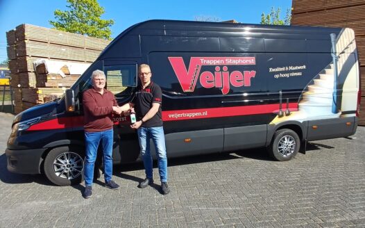 Veijer trappen 12e AMBC hoofdsponsor.